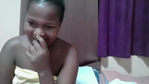 Snapshot of bee_arrie chatting on October 24, 2:18 am nasha online show from October 24, 2:18 am