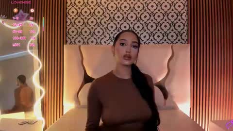 BELLA online show from February 6, 1:14 pm