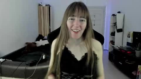 Lisa online show from October 10, 5:07 pm