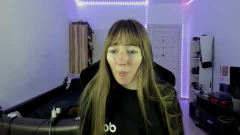 Lisa online show from October 1, 4:12 pm