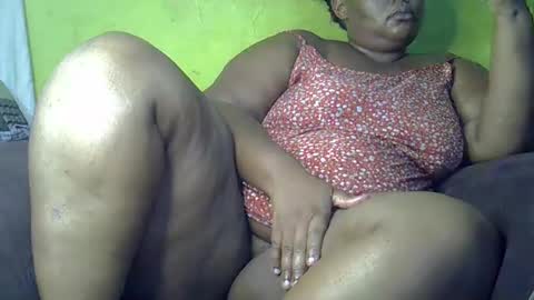 Snapshot of bekky_darling chatting on March 2, 8:03 pm bekky_darling online show from March 2, 8:03 pm