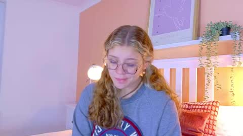 Snapshot of belamiller chatting on October 2, 11:37 am BELA online show from October 2, 11:37 am