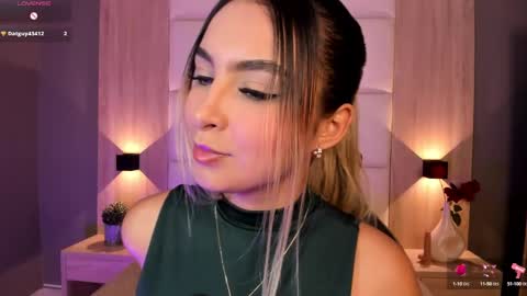 Bella cam online show from September 26, 9:12 pm