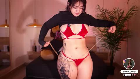 Snapshot of bella__donne chatting on October 23, 11:38 am    online show from October 23, 11:38 am