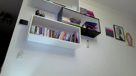 Snapshot of bella_alice chatting on October 24, 5:42 pm Alicia Belvedere online show from October 24, 5:42 pm