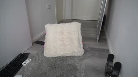 Emma  Bella online show from December 1, 11:07 pm