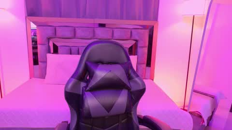 Bella  online show from February 25, 12:09 am