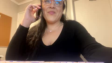 bella_dulce online show from February 24, 10:25 pm
