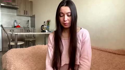 Snapshot of bella_gasp chatting on October 10, 4:06 am Jane online show from October 10, 4:06 am