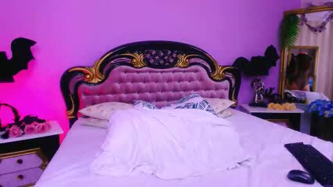 Bella online show from October 25, 12:18 am