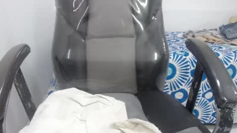 Snapshot of bella_lady_1_ chatting on March 4, 8:49 pm lady online show from March 4, 8:49 pm