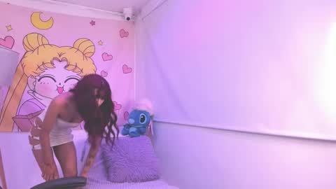 Bella online show from March 22, 4:46 pm