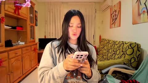 bella_pocahontas3 online show from January 18, 9:24 pm