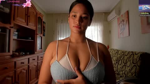 bella_pocahontas3 online show from December 13, 9:25 am