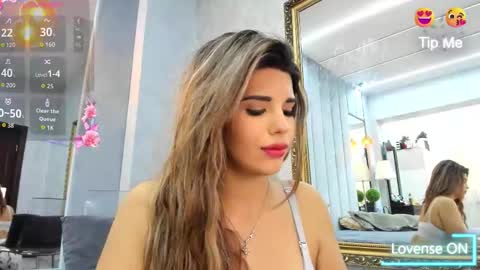 Snapshot of bella_posh chatting on October 14, 8:06 am bella_posh online show from October 14, 8:06 am