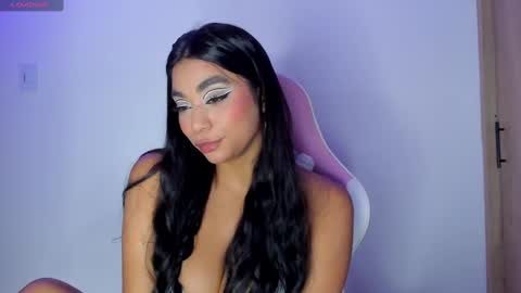 bella_ricci_ online show from February 7, 8:01 am