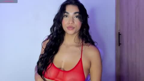 bella_ricci_ online show from February 22, 10:26 pm