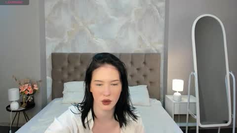 Bella online show from September 9, 9:09 am