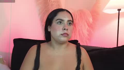 bella online show from August 3, 7:34 am