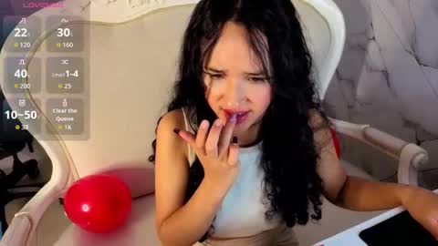 Bella online show from February 10, 1:25 pm