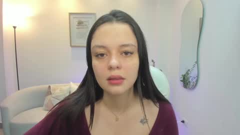 Snapshot of bellaa_hadid_ chatting on February 20, 11:09 am Bella Hadid online show from February 20, 11:09 am