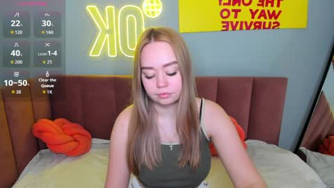 Bella online show from April 9, 1:52 am