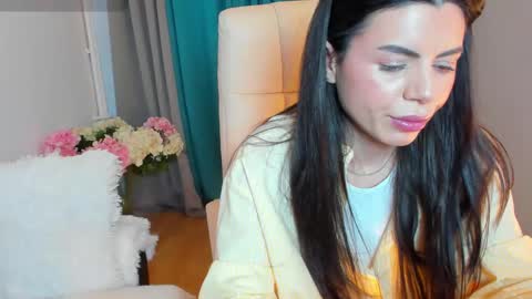 BellaAnna online show from March 10, 12:49 pm
