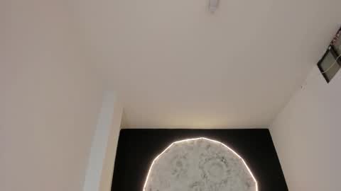 bellaastorm online show from October 18, 10:11 pm