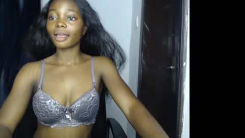 Snapshot of bellababy6 chatting on October 24, 5:53 pm bella online show from October 24, 5:53 pm