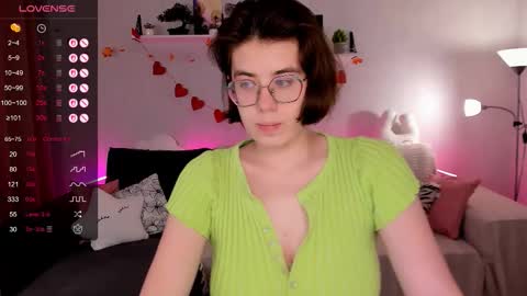 hello guys im Bella online show from November 21, 8:38 am