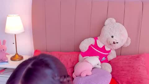 Snapshot of bellafontana chatting on October 4, 7:18 pm BellaFontana online show from October 4, 7:18 pm