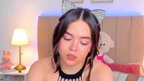 Snapshot of bellafontana chatting on October 29, 12:04 am BellaFontana online show from October 29, 12:04 am