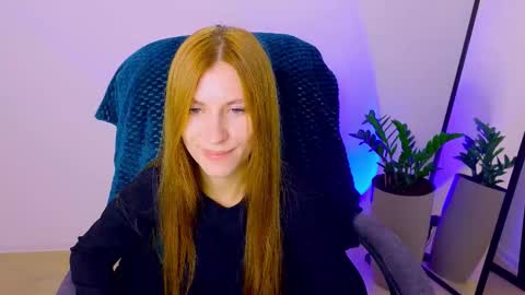 Snapshot of bellafoxi chatting on September 15, 4:25 pm BellaFoxi online show from September 15, 4:25 pm