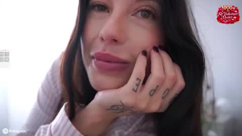 BellaGiaxx online show from February 12, 8:49 am