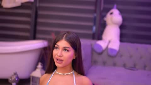 Snapshot of bellanoirre chatting on October 28, 6:57 pm Bella online show from October 28, 6:57 pm