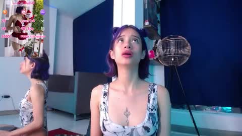 Snapshot of bellaodisea chatting on December 19, 11:25 pm online show from December 19, 11:25 pm