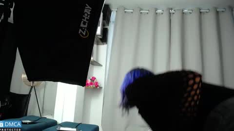 Snapshot of bellaodisea chatting on February 22, 4:15 pm online show from February 22, 4:15 pm