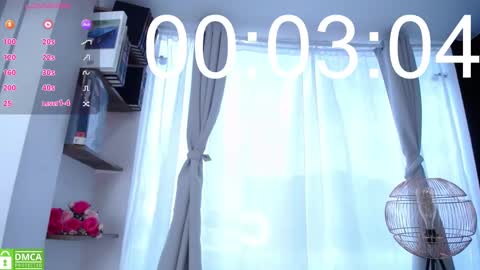 Snapshot of bellaodisea chatting on February 15, 4:23 pm online show from February 15, 4:23 pm