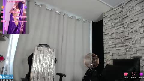 Snapshot of bellaodisea chatting on January 27, 4:22 pm online show from January 27, 4:22 pm