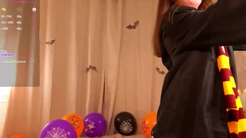 Snapshot of bellarasole chatting on October 31, 5:50 pm Anna u can call me Ana de Armas online show from October 31, 5:50 pm