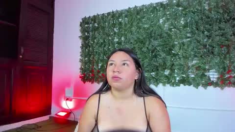 BellaRoux online show from February 9, 12:51 pm