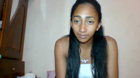 belle_annah online show from July 8, 10:39 am
