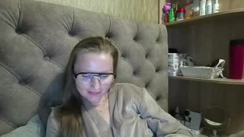 Snapshot of belleamiee chatting on October 8, 7:07 pm Amelia online show from October 8, 7:07 pm