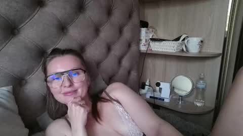 Snapshot of belleamiee chatting on September 26, 2:36 pm Amelia online show from September 26, 2:36 pm