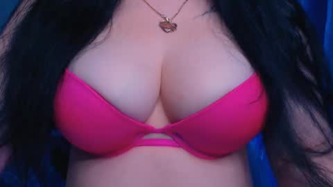 Hello I am kind friendly and cute girl online show from December 9, 3:40 am