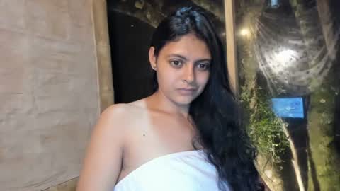 Snapshot of bellezacosmica chatting on December 3, 2:56 am bellezacosmica online show from December 3, 2:56 am