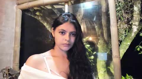Snapshot of bellezacosmica chatting on March 8, 2:54 am bellezacosmica online show from March 8, 2:54 am