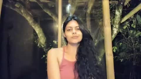 Snapshot of bellezacosmica chatting on December 18, 3:15 am bellezacosmica online show from December 18, 3:15 am