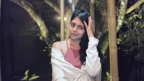 Snapshot of bellezacosmica chatting on December 28, 4:51 am bellezacosmica online show from December 28, 4:51 am