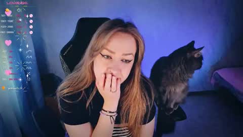 Snapshot of bellezza_ chatting on September 26, 7:28 am Your Annabelle Wolf  online show from September 26, 7:28 am